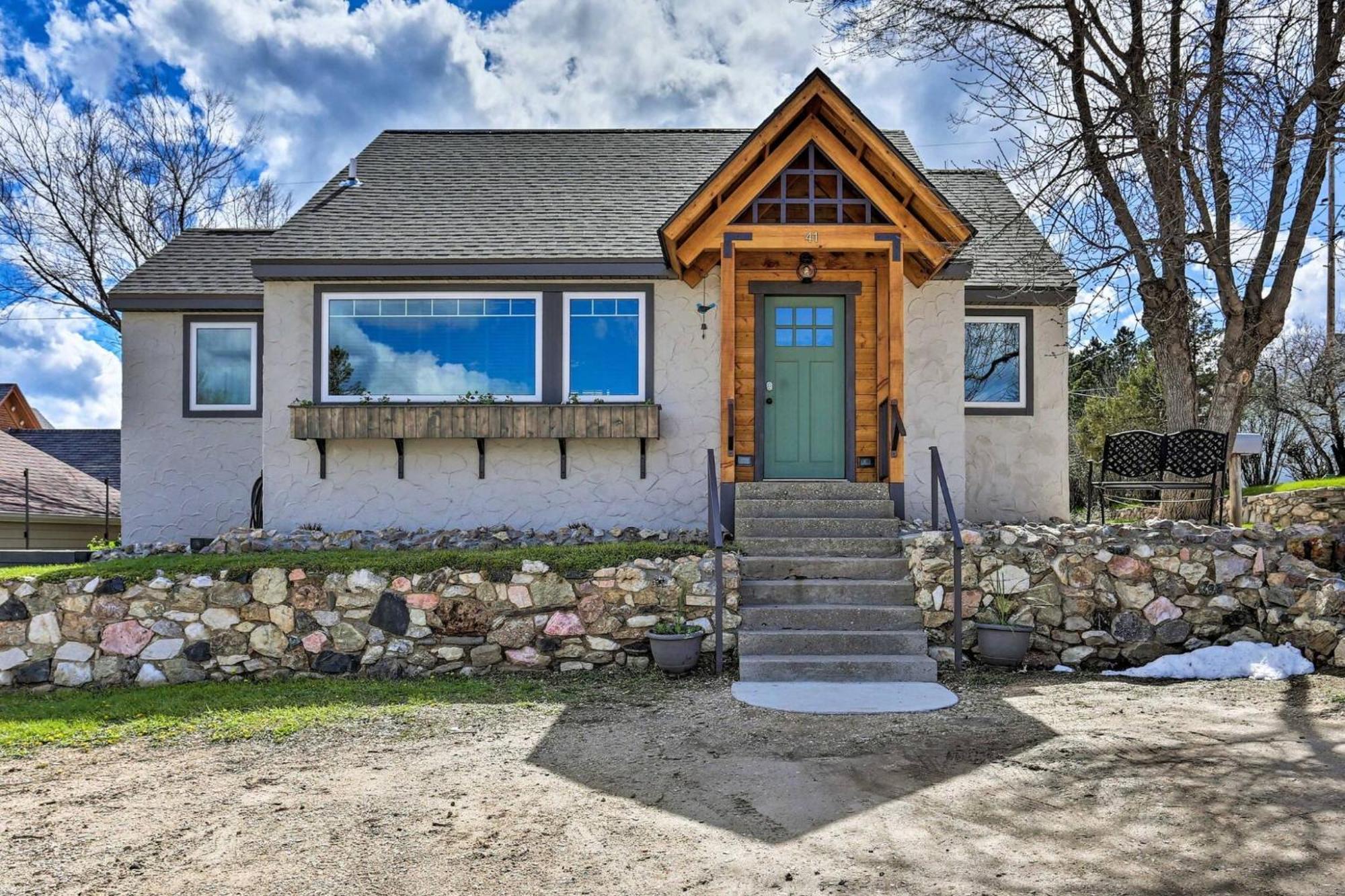 Cozy Custer Cottage W Deck: Walk To Shops Food Екстер'єр фото